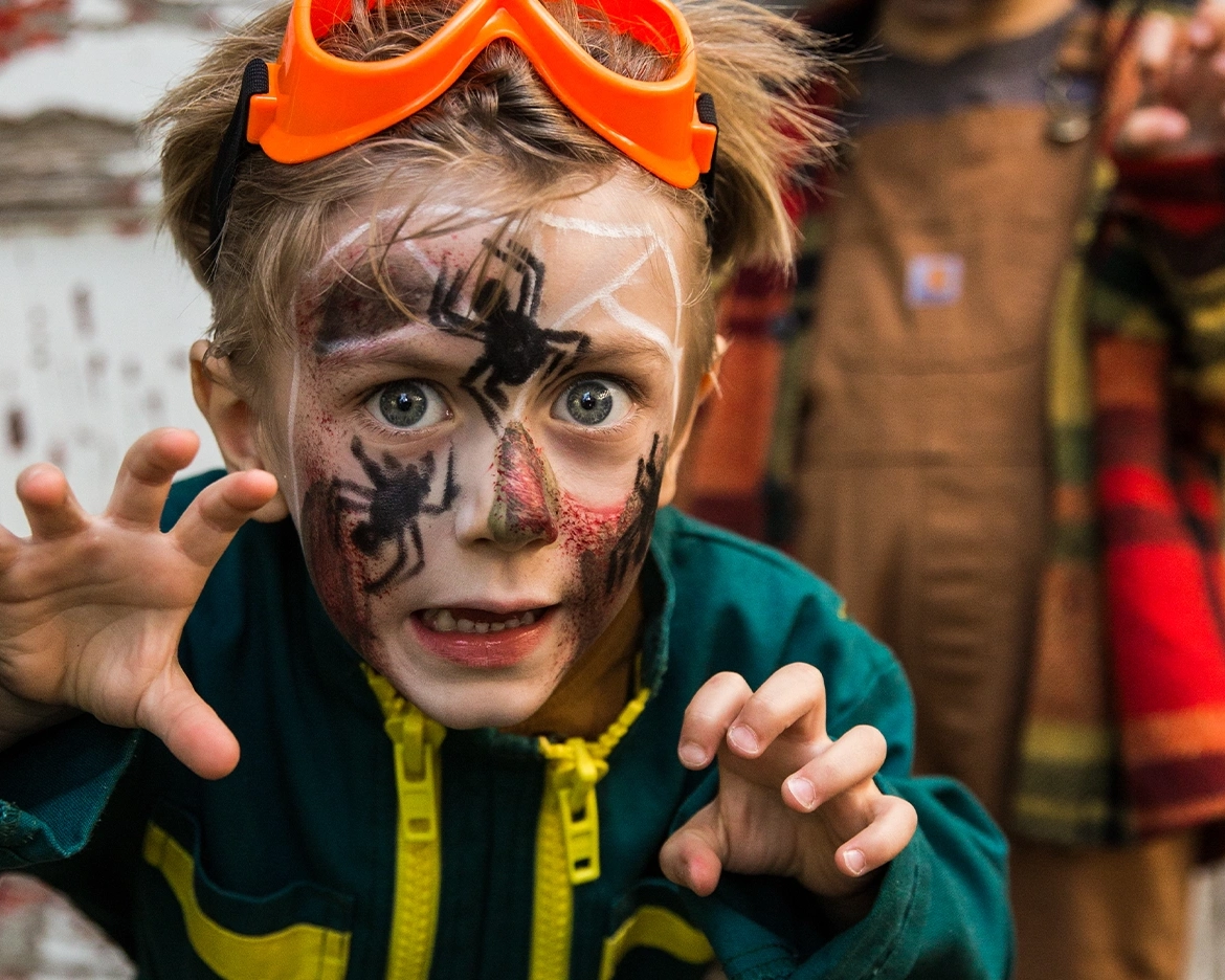 Bio-Spinnen-Make-up für Kinder