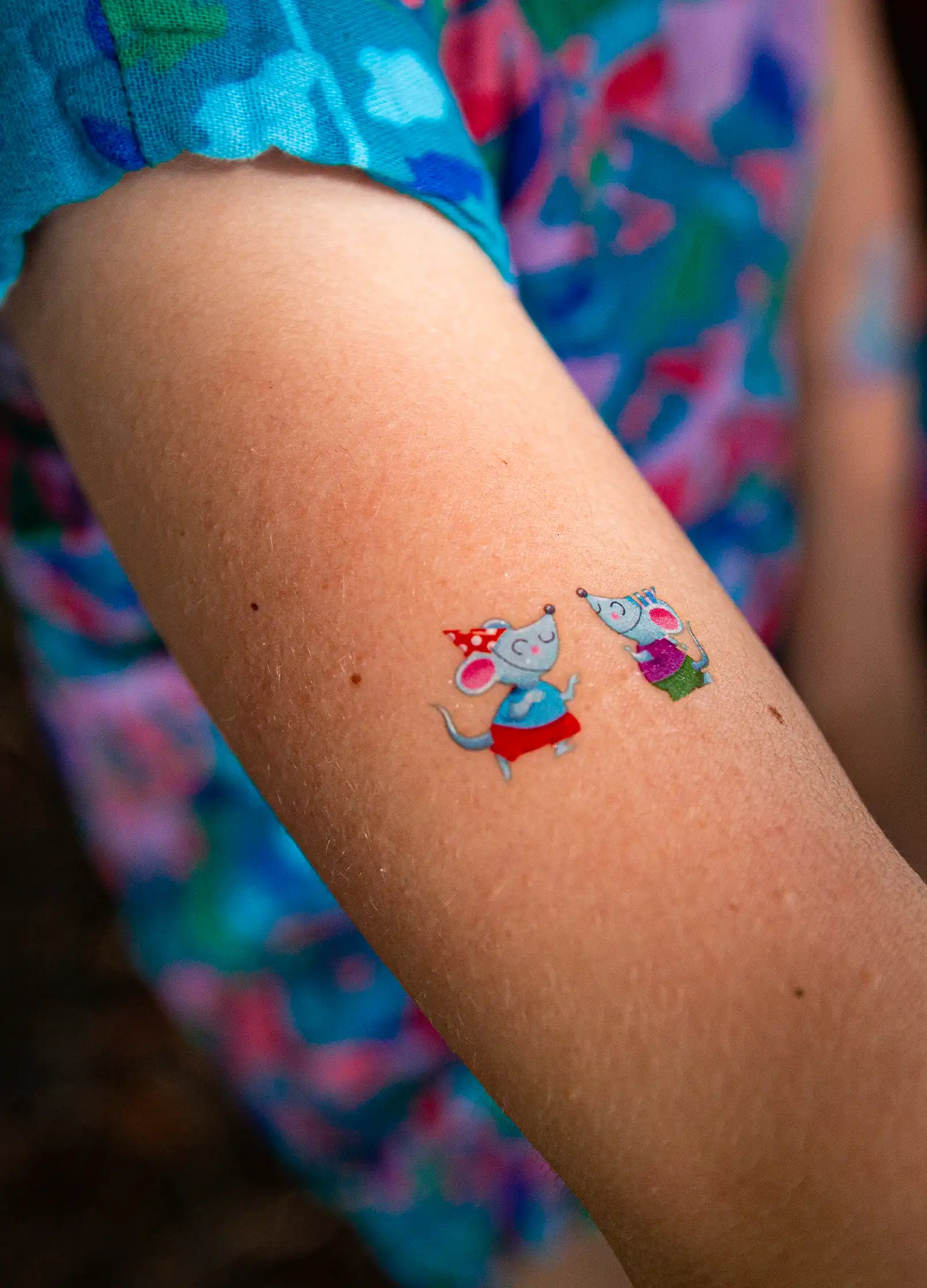 Tatouage enfant festif