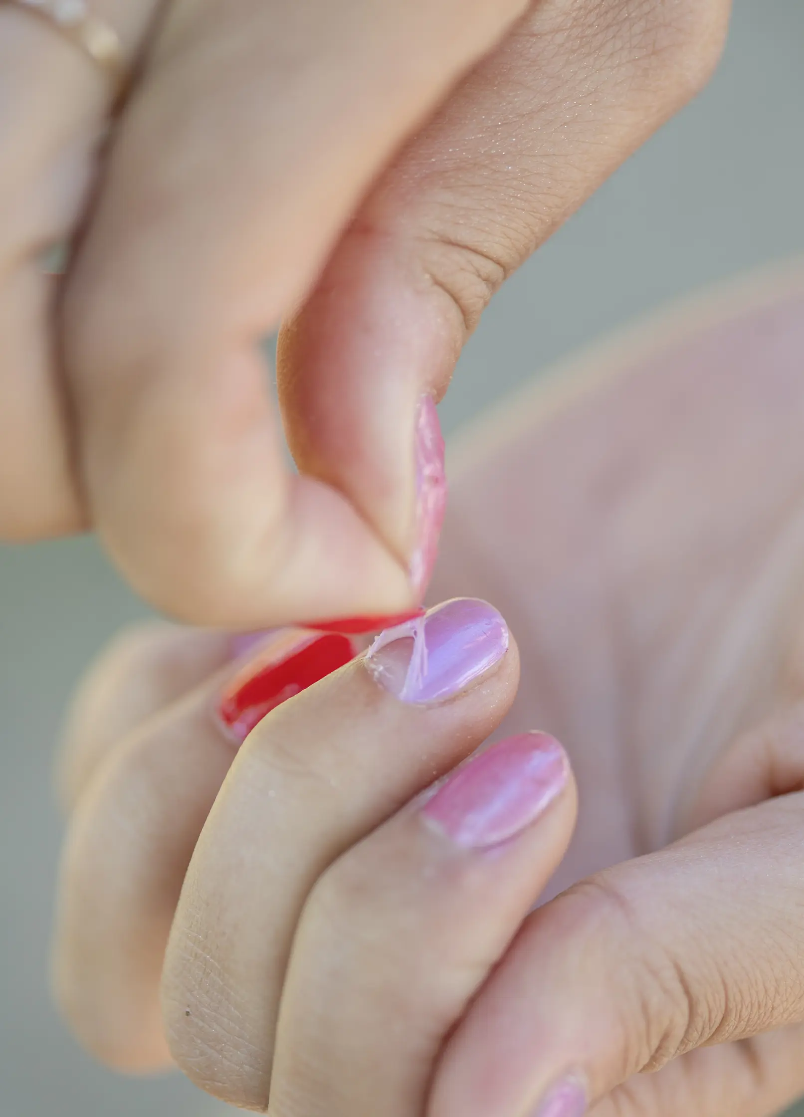 vernis à ongle pelable