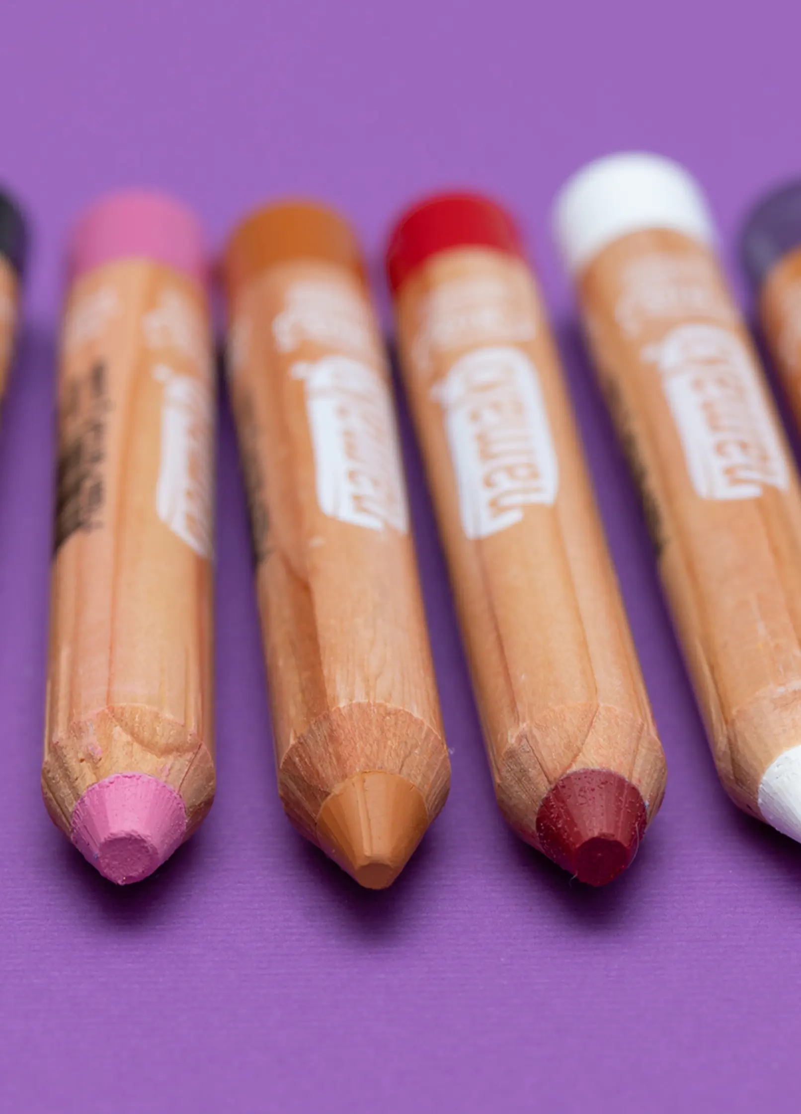 crayon de maquillage bio cosmos