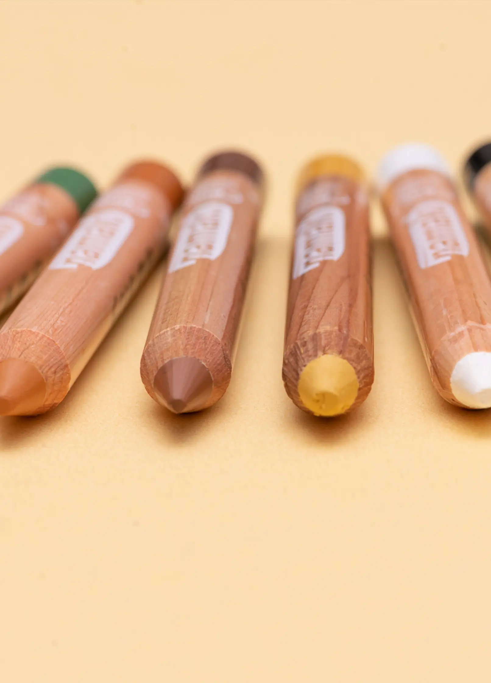 crayon de maquillage bio cosmos