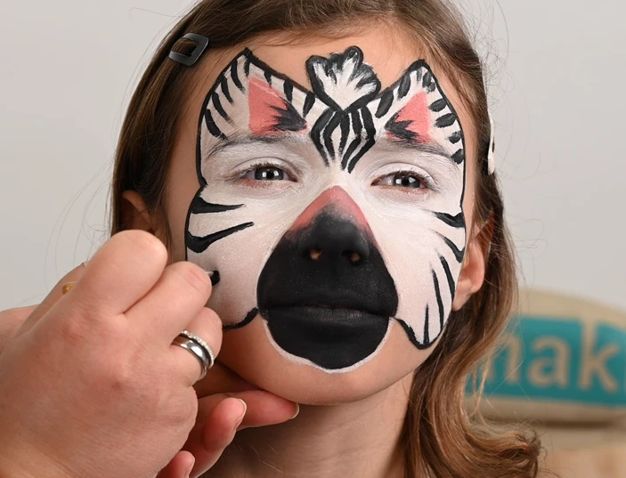 tutorial schminken zebra kind