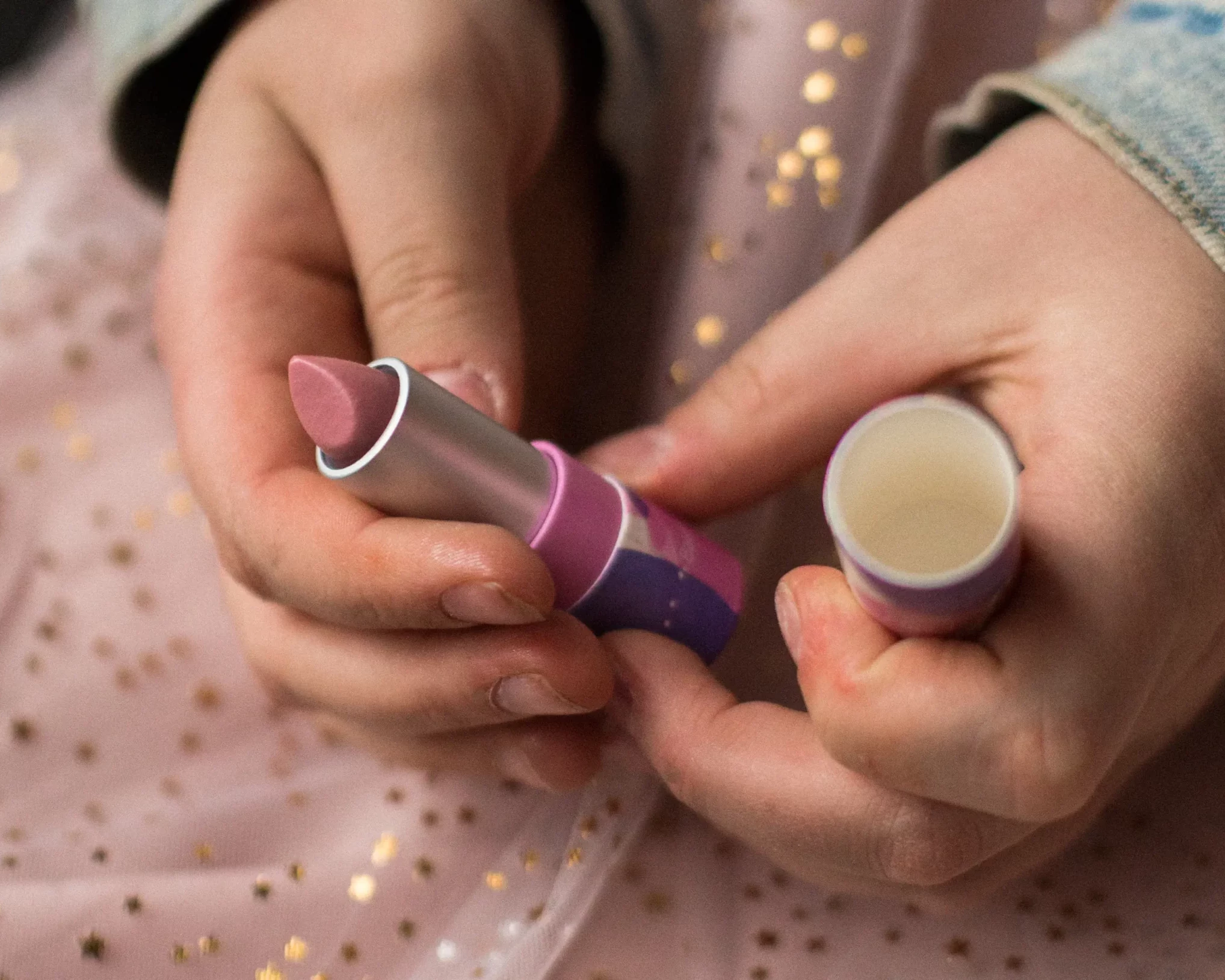 rosa Lippenbalsam für Kinder