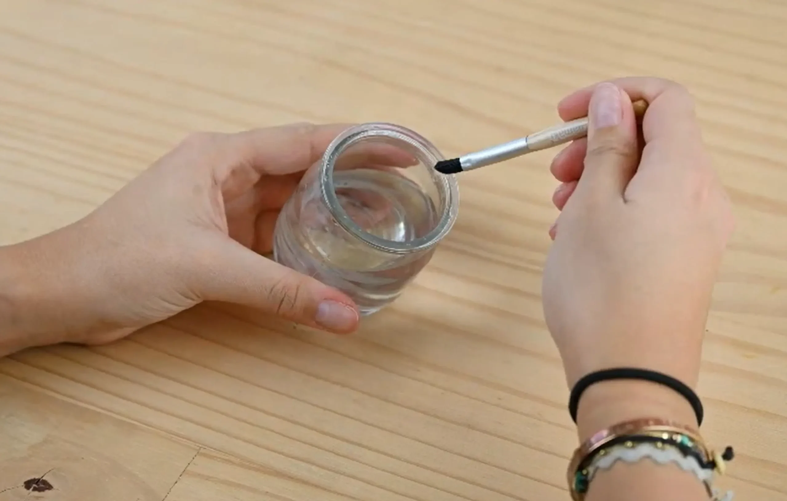 nettoyage pinceau maquillage
