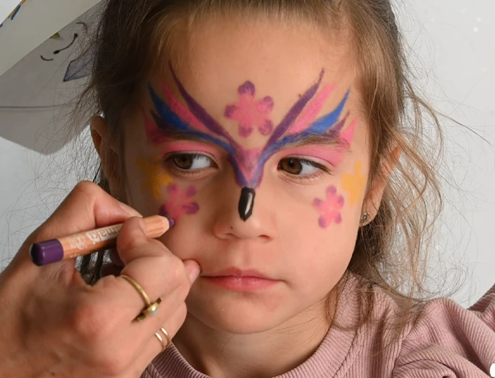 children's owl make-up tutorial