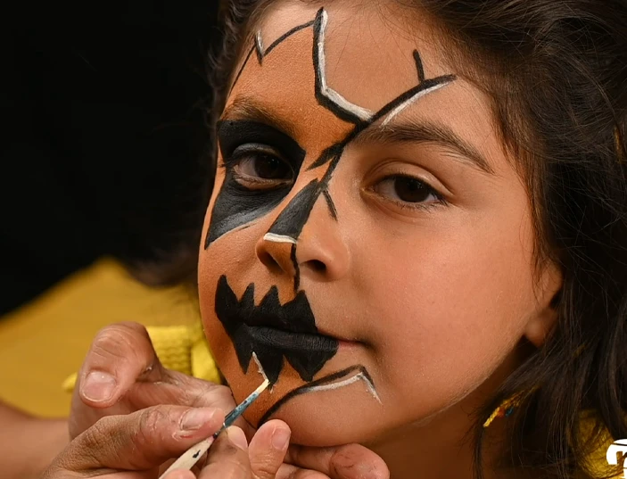 Halloween pumpkin makeup tutorial