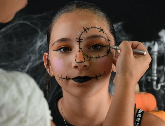 Halloween scarecrow makeup tutorial